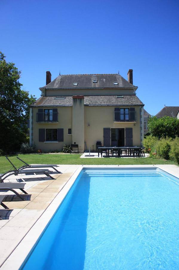 Six-Bedroom House in Cheviré-le-Rouge, Vallée de la Loire