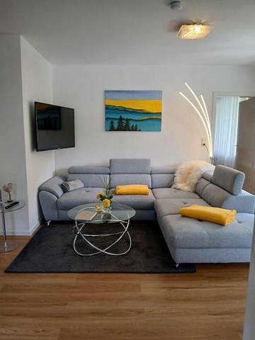 Ferienwohnung für 4 Personen, mit Whirlpool und Balkon sowie Garten in Hornberg