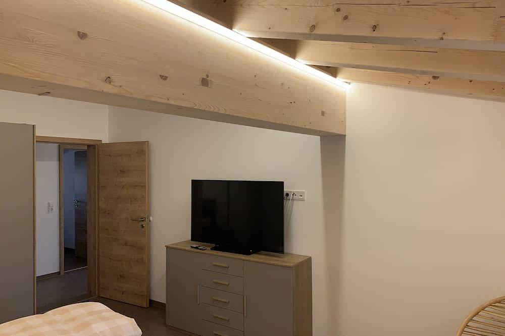 Geheel appartement, Ferienwohnungen Riezler 05 in Hirschegg Kleinwalsertal, Mittelberg