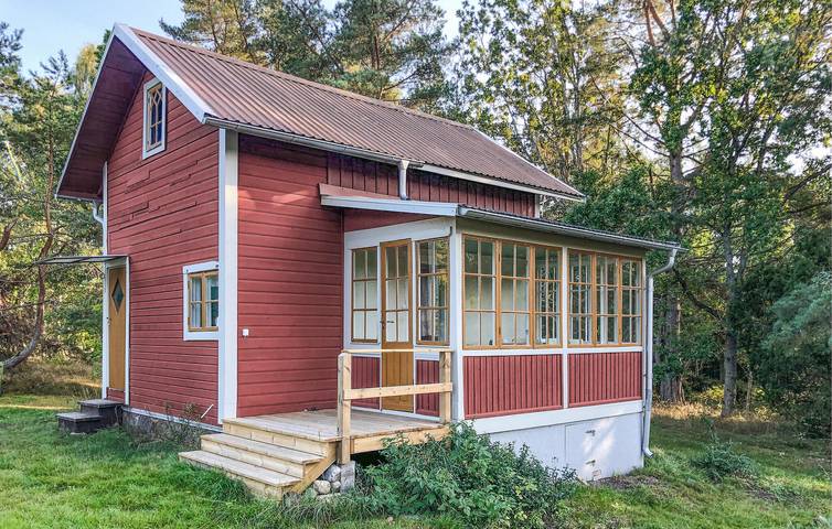 Ferienhaus für 4 Personen, mit Garten in Östergötland