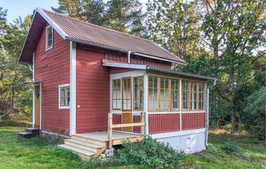Ferienhaus für 4 Personen, mit Garten in Östergötland