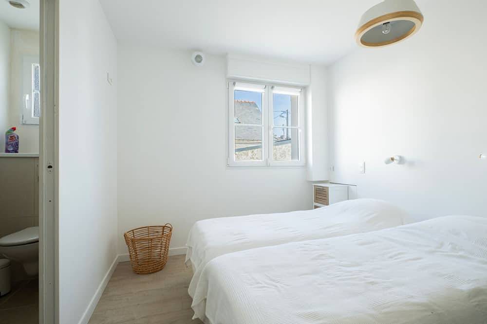 Beachfront villa. Exceptional view.Sleeps 8 in Gâvres, Côte des Mégalithes