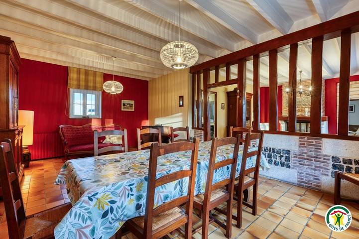 Gîte pour 10 personnes, avec jardin et terrasse, animaux acceptés à Saint-Jouin-Bruneval - 3