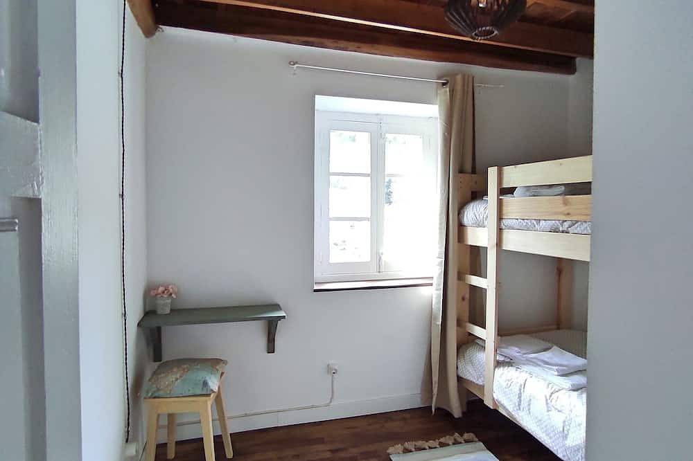 Charming rural house near Playa de Rodiles in Selorio, Villaviciosa