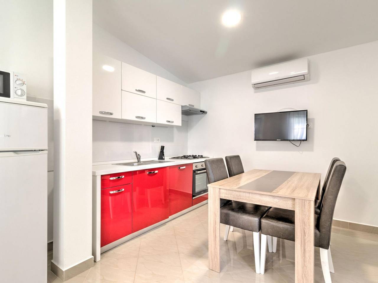 Cosy Holiday Home in Banjole near Pula City Centre in Banjole, Südküste Istrien