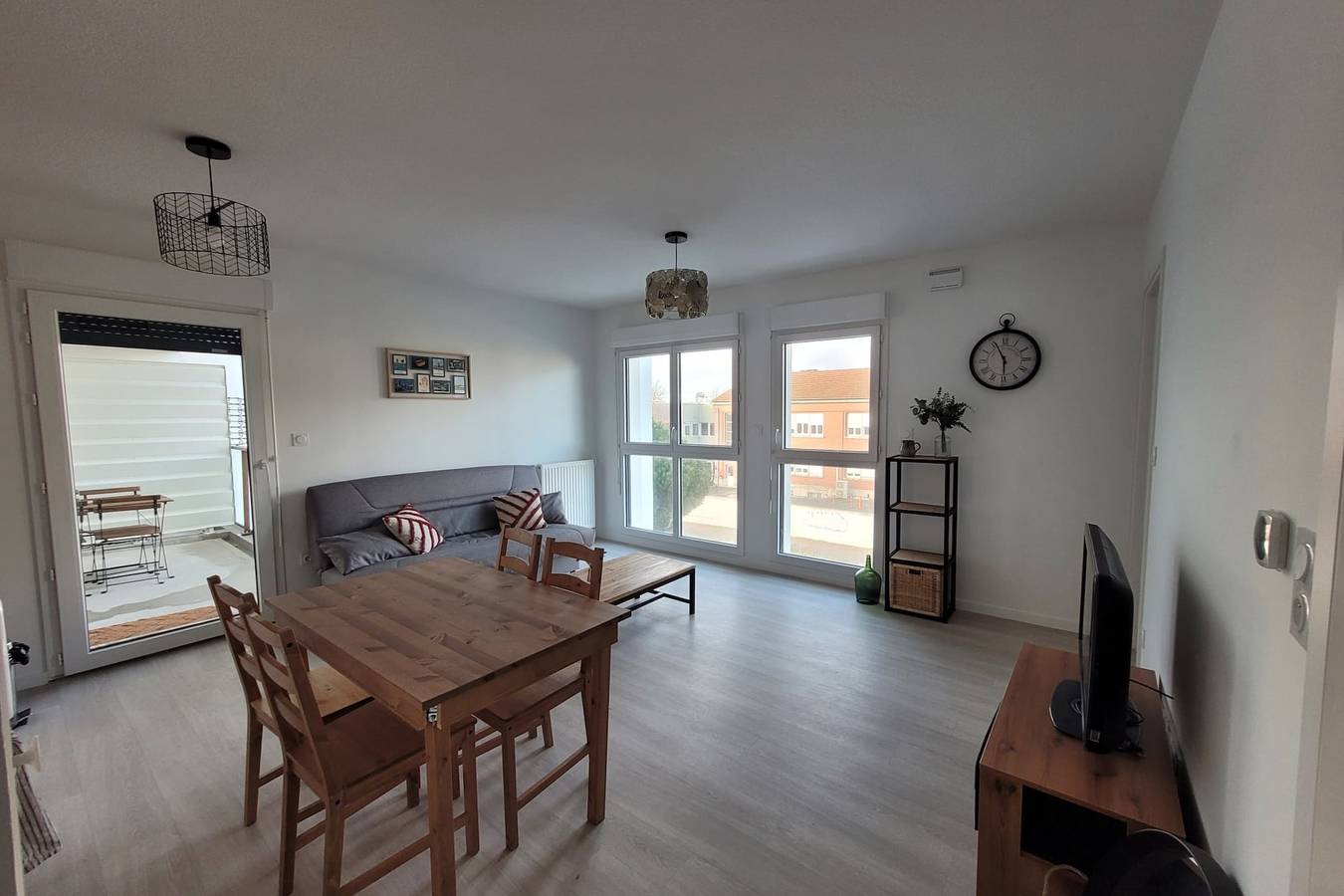 Appartement entier, Charmant appartement  à Aytré avec terrasse in Aytré, Région de La Rochelle