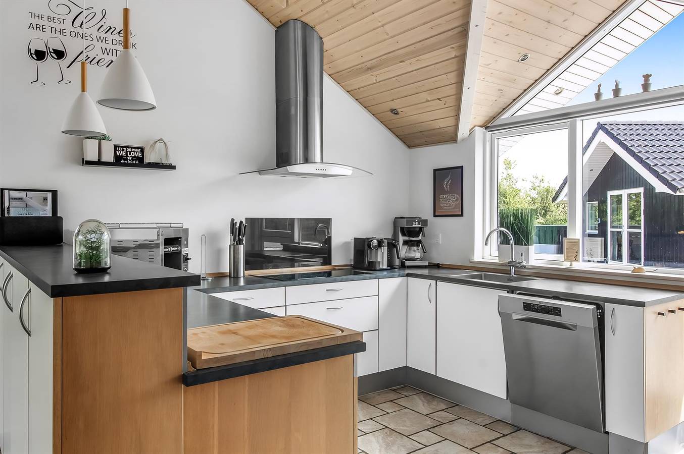 Nice home in Løkken w/ 5 Bedrooms, Sauna and Wifi in Nr. Lyngby, Hjørring und Umgebung
