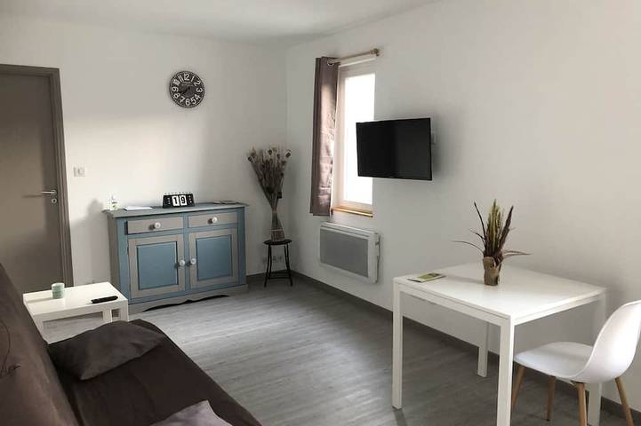 Appartement entier, *Studio neuf* Proche Salagou in Lodève, Région de Lodève