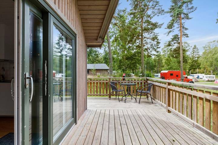 Camping für 5 Personen, mit Terrasse und Ausblick, mit Haustier in Schweden - 4