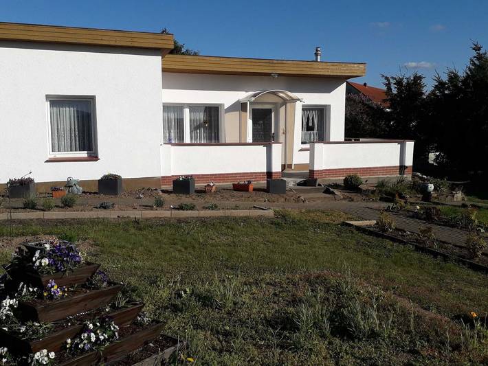 Bungalow für 3 Personen, mit Garten und Terrasse in Krakow am See