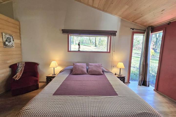 Gîte pour 6 personnes, avec jardin à Aubas - 2