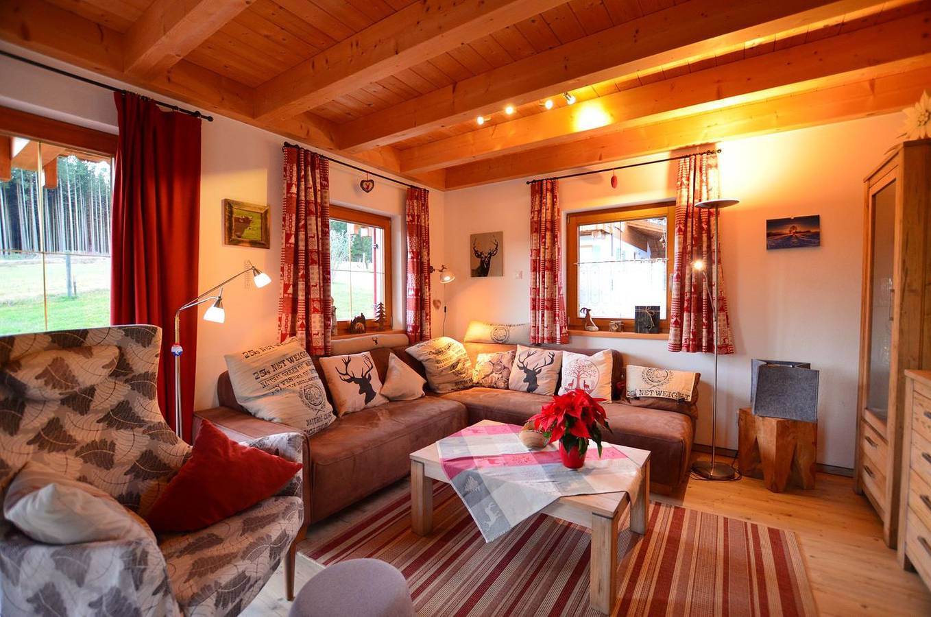 Freistehendes Ferienhaus mit außergewöhnlichem Seeblick, Sauna und Kaminofen in Lechbruck am See, Bayerisch Schwaben