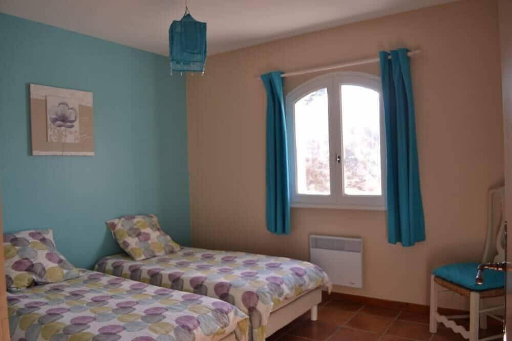 Gran villa provenzal con vista panorámica muy cerca de Vallon Pont d 'Arc in Lagorce, Ardèche