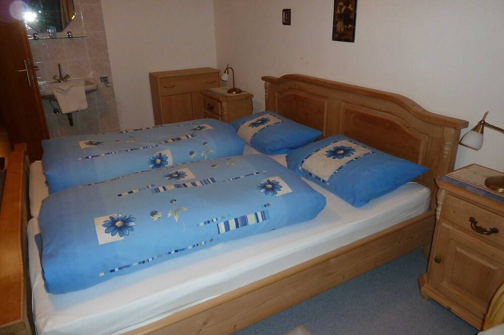 Ganze Wohnung, Gästehaus Killer - Ferienwohnung - Gästehaus Killer in Miesbach, Alpenland Tegernsee Schliersee