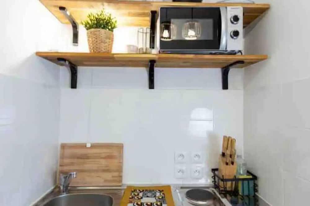 Entire apartment, Cosy Studio 5Km From Paris _ New in Noisy-le-Sec, Seine-Saint-Denis