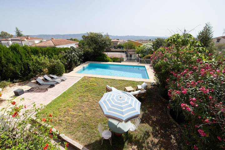 Casa rural para 9 personas, con Terraza además de Piscina y Vistas en Monserrat - 2