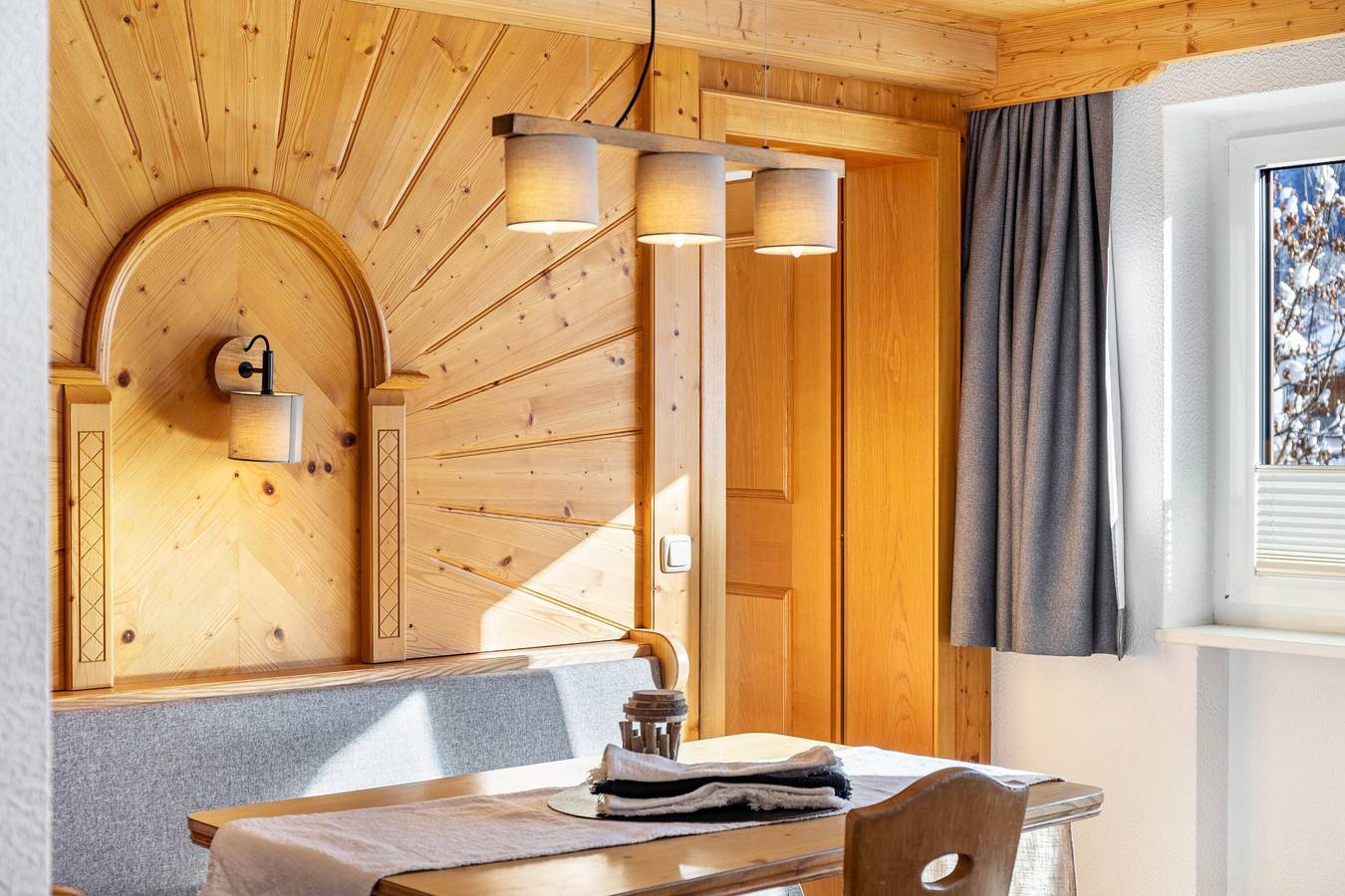 Appartement entier, Appartement 'Gaichtspitze - 8' avec vue sur la montagne, terrasse commune et Wi-Fi in Nesselwängle, District de Reutte