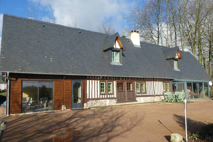 Gîte pour 6 personnes, avec jardin et jacuzzi à Bernières (homonymie)