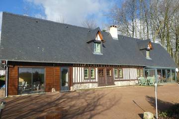 Gîte pour 6 personnes, avec jacuzzi et jardin à Bernières (homonymie)