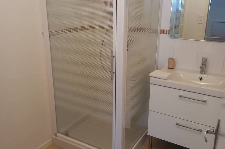 Ganze Wohnung, Apartment in the heart of Laruns for 2/3 people in Laruns, Béarn