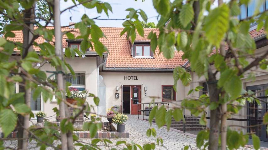 Hotel für 2 Personen, mit Terrasse und Garten in Teltow