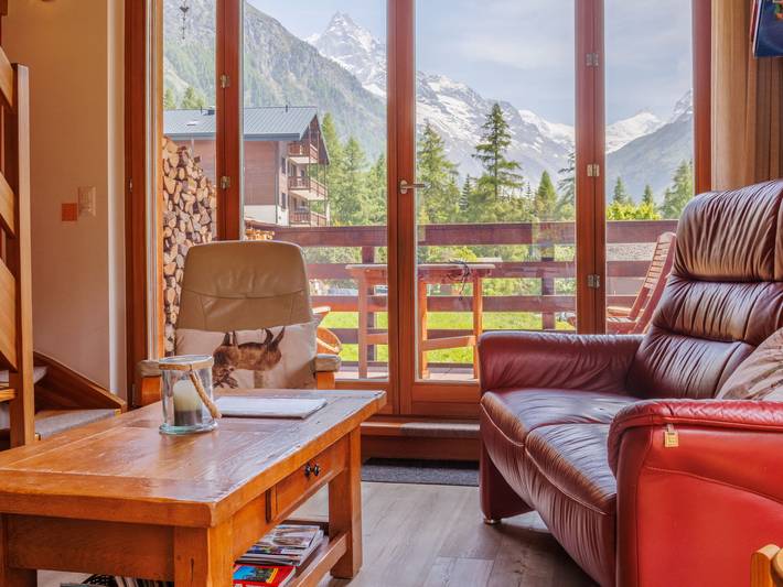 Gîte pour 6 personnes, avec jardin et vue dans Ayer (Anniviers) - 2