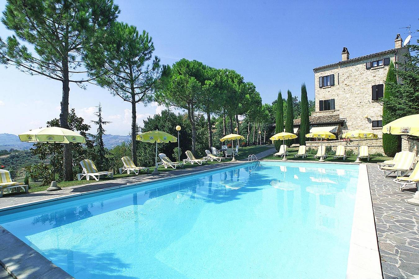 Apartamento entero, Hotel en Marche con senderos in Montelparo, Provincia de Fermo