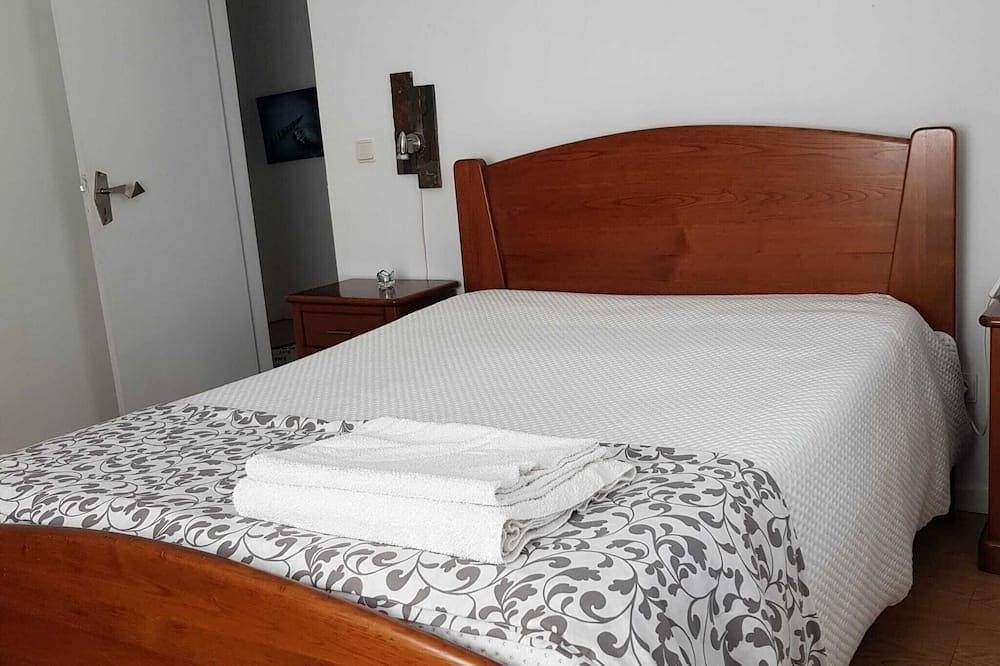 Baião-Douro campelo and ovil in Baião, Douro-Tal