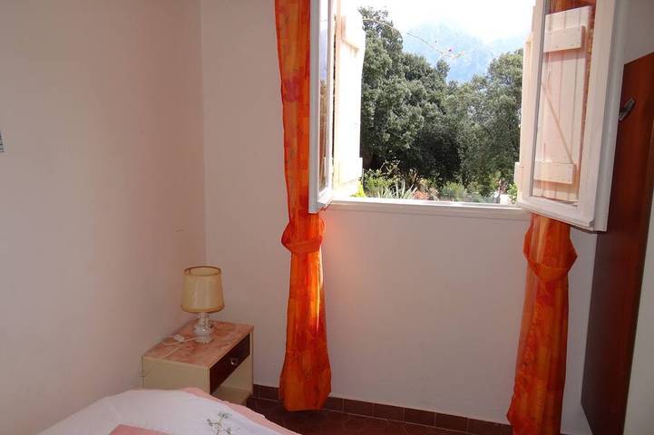 Gîte pour 5 personnes dans Porto (Corse) - 3