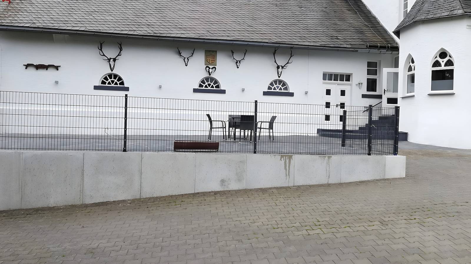 Jagdschloss Siedlinghausen – 3 Apartments für bis zu 16 Personen in Winterberg, Hochsauerlandkreis