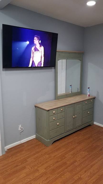 Home away from Home in Newark, Essex County (NJ)