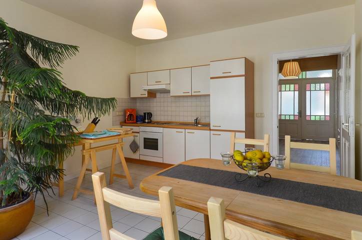 Ganze Ferienwohnung, Ferienwohnung Hilbrecht - Fewo mit, 2 Schlafr., 1 Wohnr., Küche, Du+Wc, 87m²,4 P., 1.E in Arnstadt, Thüringer Kernland