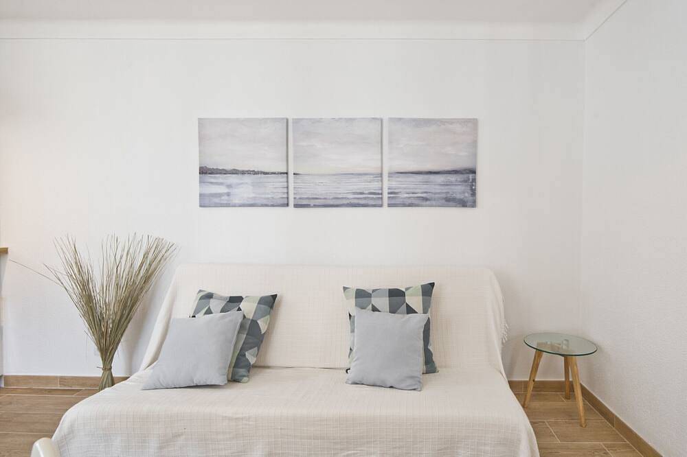 Ericeira Typical Apartment (C69) in Praia dos Pescadores (Ericeira), Ericeira
