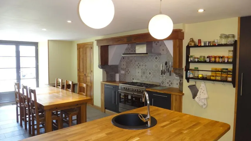Chalet para 10 personas, con vistas y jardín - 1