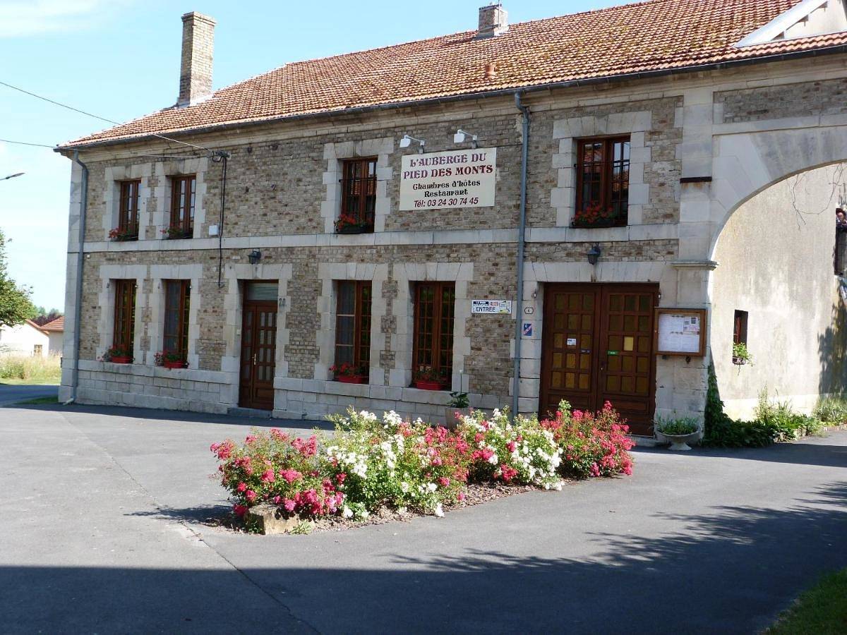 Double Room in Grivy-Loisy, Ardennes