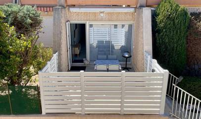 Gîte pour 4 personnes, avec terrasse dans Casino De Cavalaire