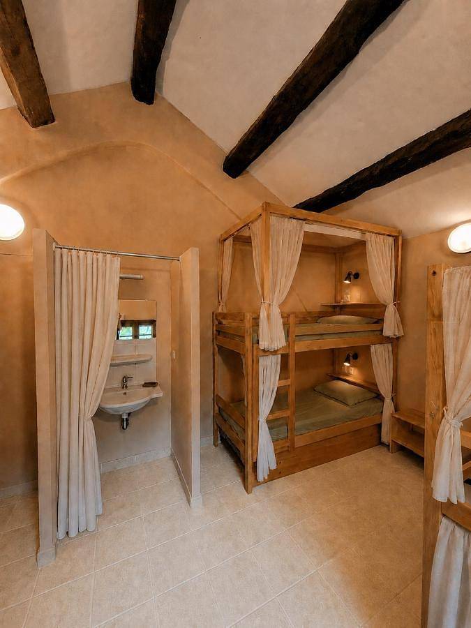 Location de vacances pour 2 personnes, avec Terrasse ainsi que Jardin et Vue à Rosis