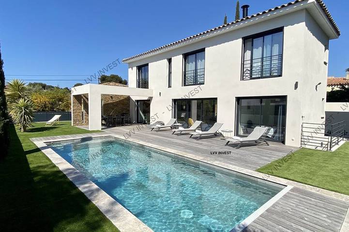 Location de vacances pour 8 personnes, avec Terrasse et Jardin dans Plage De Beaucours