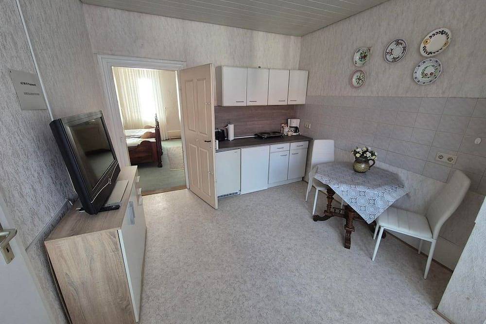 Ganze Wohnung, Fewo Typ B, Dusche, 1 Schlafraum - Casa Antica in Hambach (Neustadt), Neustadt an der Weinstraße