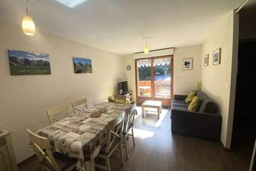 Gîte pour 6 personnes, avec balcon à Sers