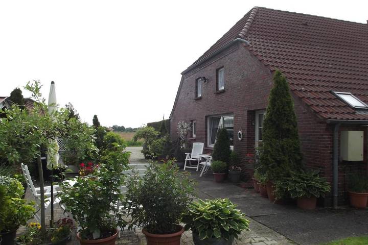Ferienwohnung für 2 Personen, mit Terrasse und Garten sowie Ausblick in Großheide - 2