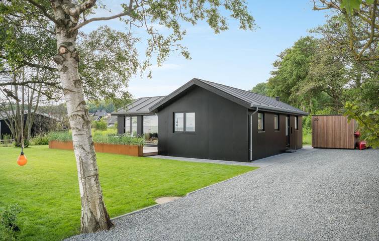 Ferienhaus für 6 Personen, mit Terrasse und Garten in Grønninghoved Strand - 4