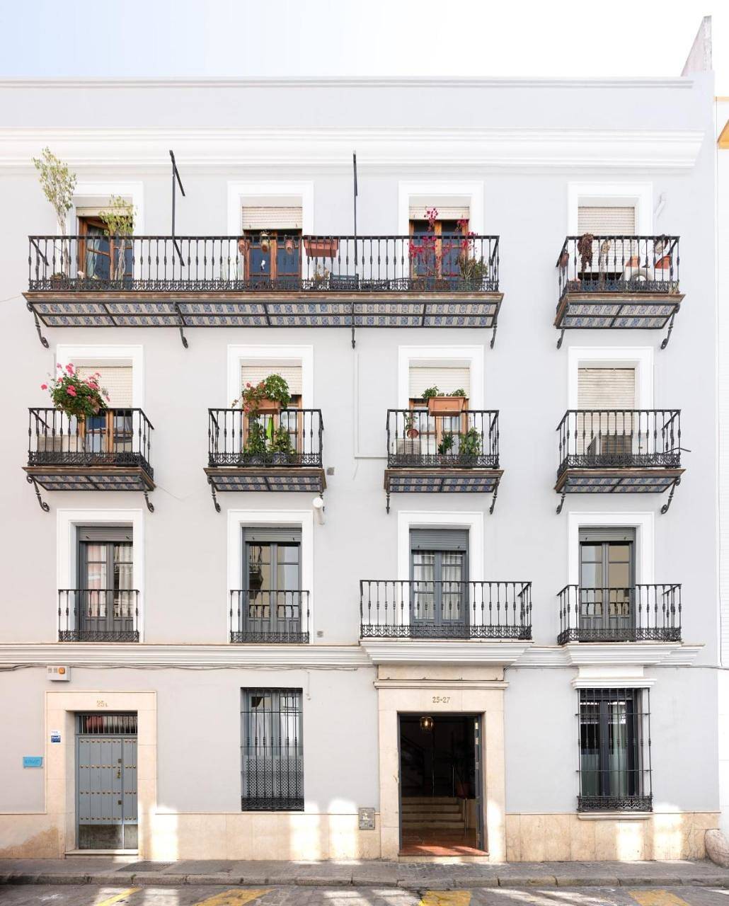 Eleven Apartments Real de la Carretería, by Homing U in Casco Antiguo, Sevilla