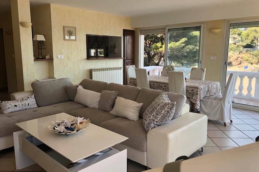 Maison sur la plage in La Seyne-sur-Mer, Côte méditerranéenne (France)
