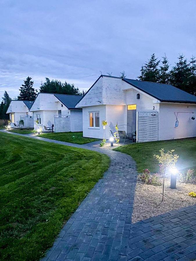 Domki na Łące in Sarbinowo, Powiat koszaliński