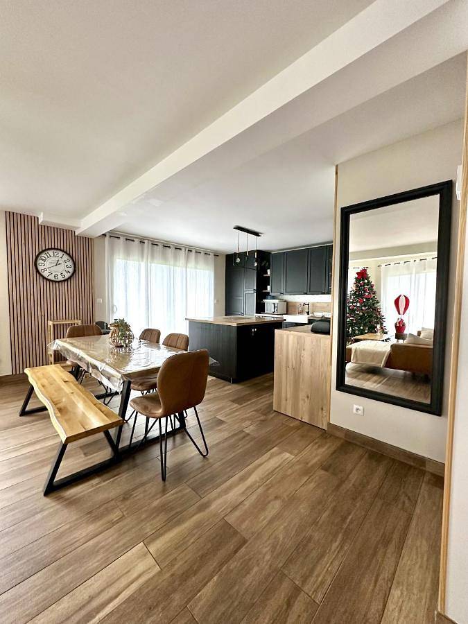 Location de vacances pour 6 personnes, avec jardin dans Roumare - 2