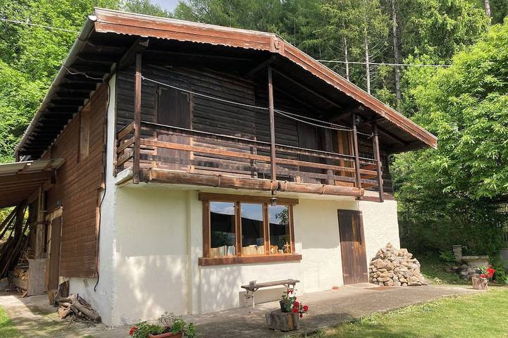 Gîte pour 13 personnes, avec Balcon et Jardin