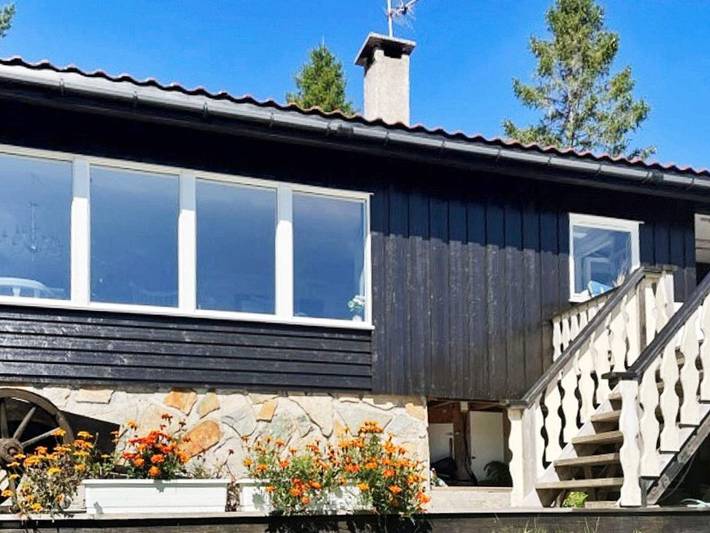 Ferienhaus für 4 Personen, mit Balkon und Terrasse in Bremanger - 2