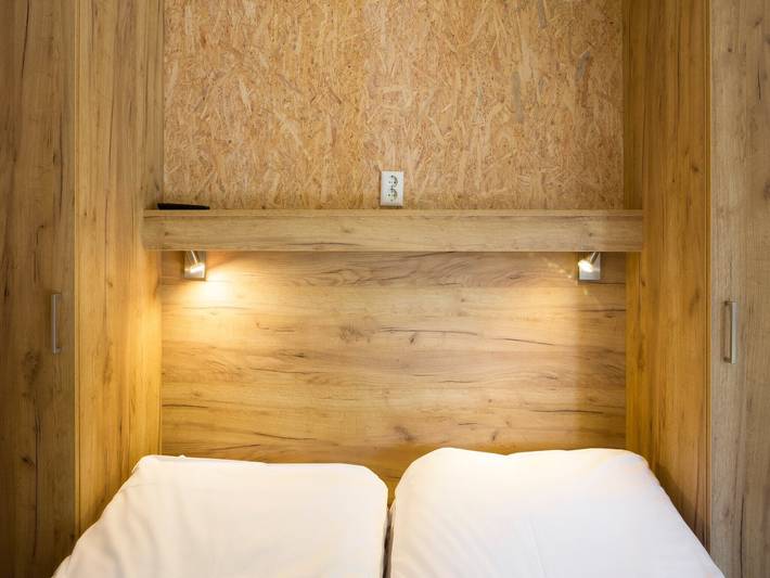 Chalet für 6 Personen, mit Garten und Pool sowie Terrasse, kinderfreundlich in Kamperland - 2