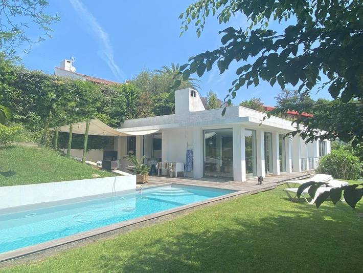 Casa rural para 8 personas, con Balcón y Terraza además de Jardín y Piscina en San Juan de Luz